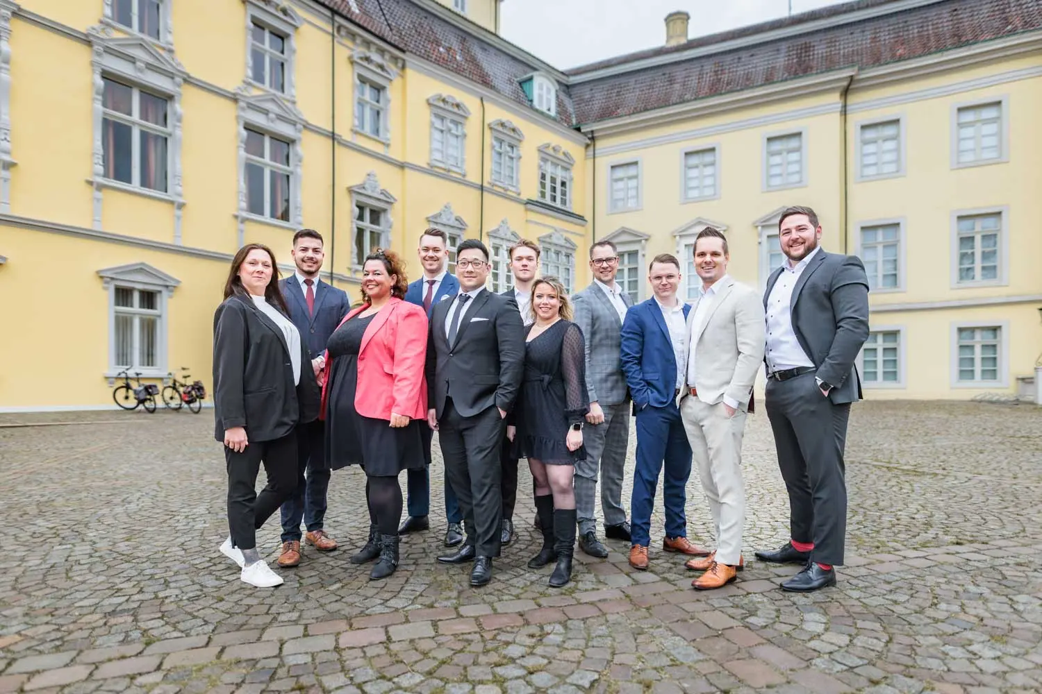 Alexander Teuber und Partnerteam Finanzdienstleistungen
